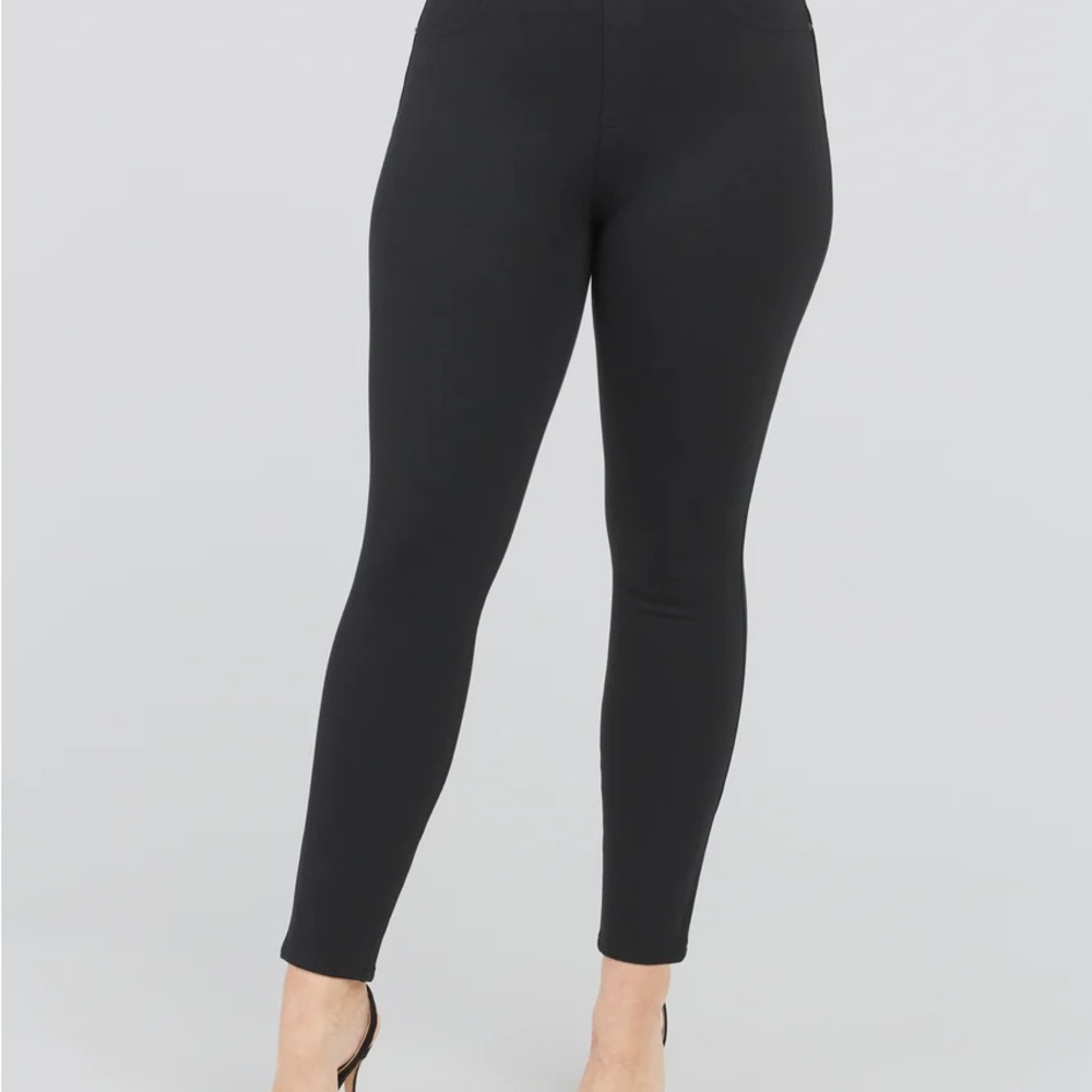 SPANX - The Perfect Pant, Ankle 4-Pocket - Medium (Petite) Black - 23” in-seam